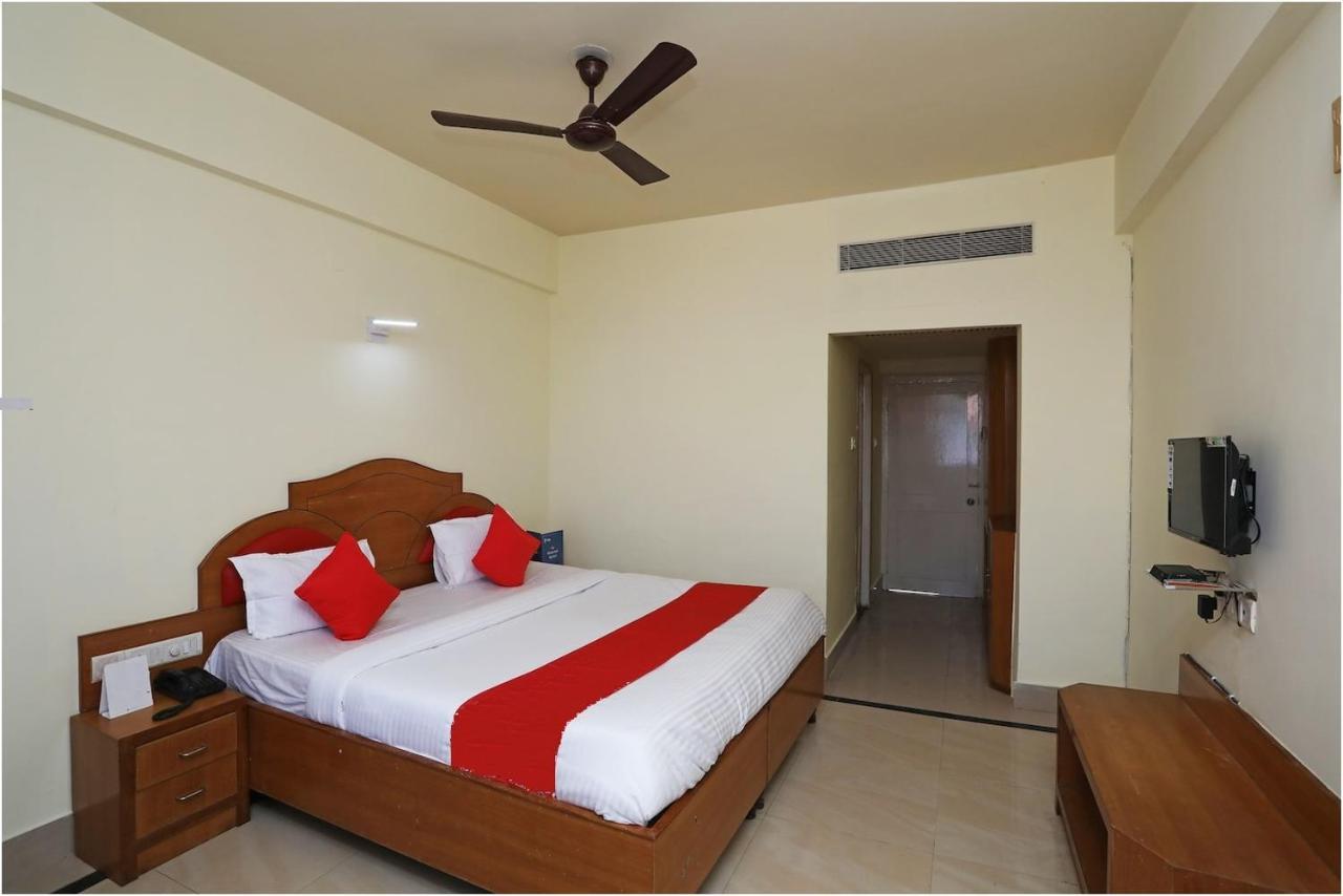 Hotel Keshari Bhubaneswar Exteriör bild